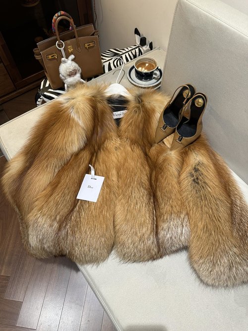 Dior Premium Finnish Fox Fur Apparel