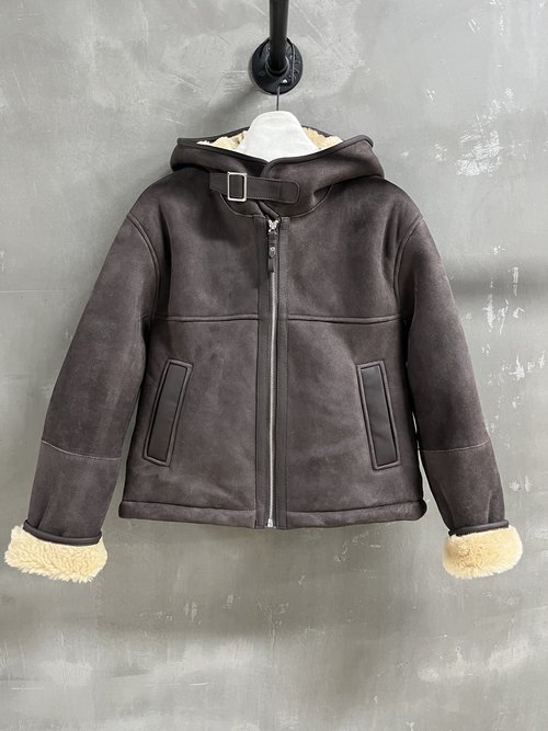 Hermes Stylish All-in-One Fur with Hooded Design