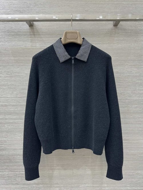 Brunello Cucinelli Exclusive High-End Cashmere Cardigan with Chain Elements