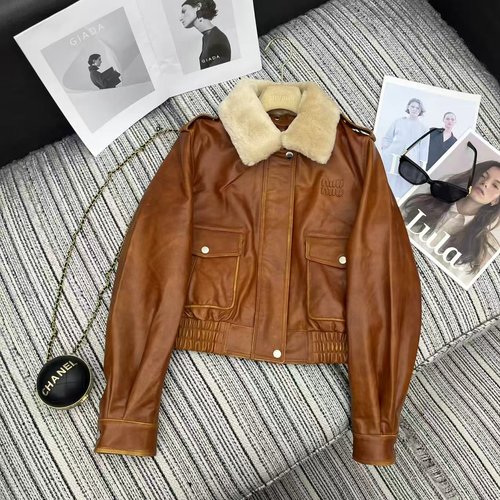 Miu Miu Recommended Wool Collar Detachable Sheepskin Short Jacket with Letter Decoration