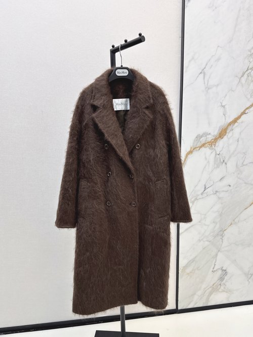 Max Mara Minimalist Long Wool-Cashmere Coat with Suit Collar