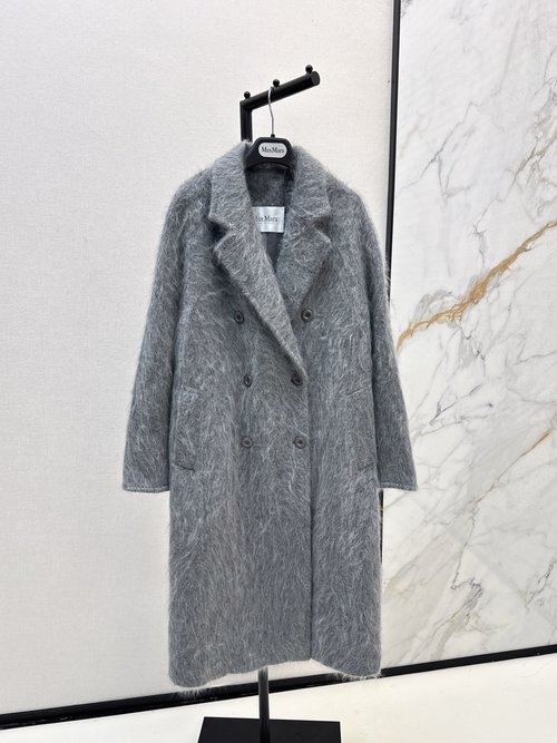 Max Mara Minimalist Long Wool-Cashmere Coat with Lapel