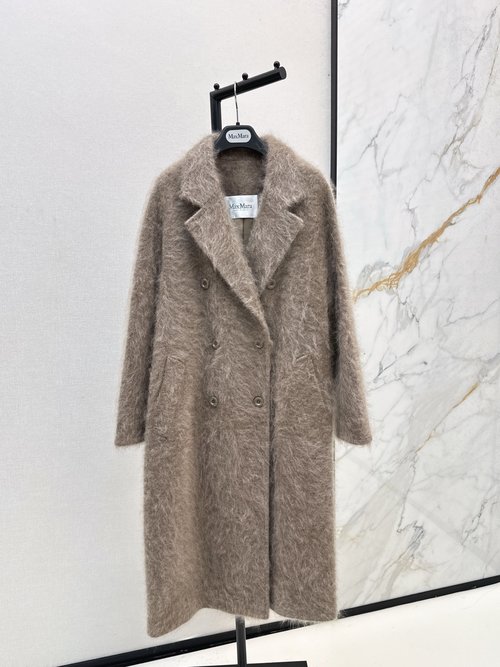 Max Mara Minimalist Long Wool-Cashmere Coat with Lapel