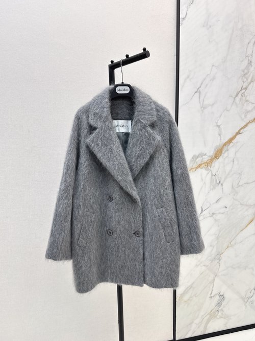 Max Mara Minimalist Mid-length Wool-Cashmere Coat with Lapel