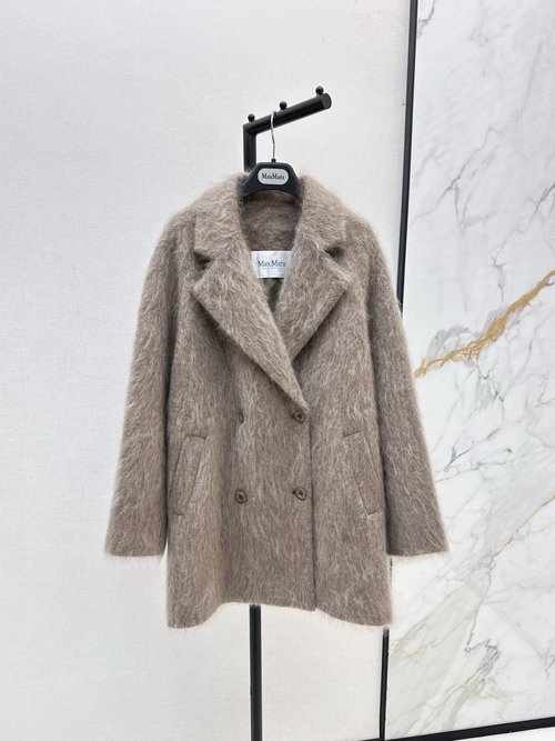 Max Mara Minimalist Mid-length Wool-Cashmere Coat with Lapel