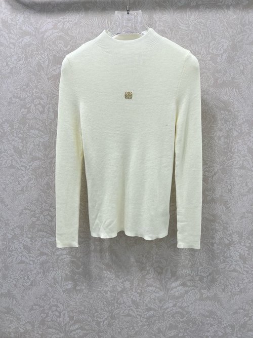 Loewe Wool Base Layer Top with Logo Metal Decoration and Soft Fabric