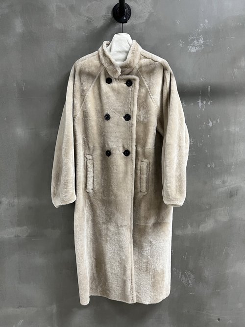 Max Mara Classic Melange Fur and Leather Apparel, Versatile and Sophisticated