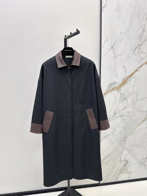 Hermes Exclusive Leather-Trimmed Trench Coat: Elegant Design