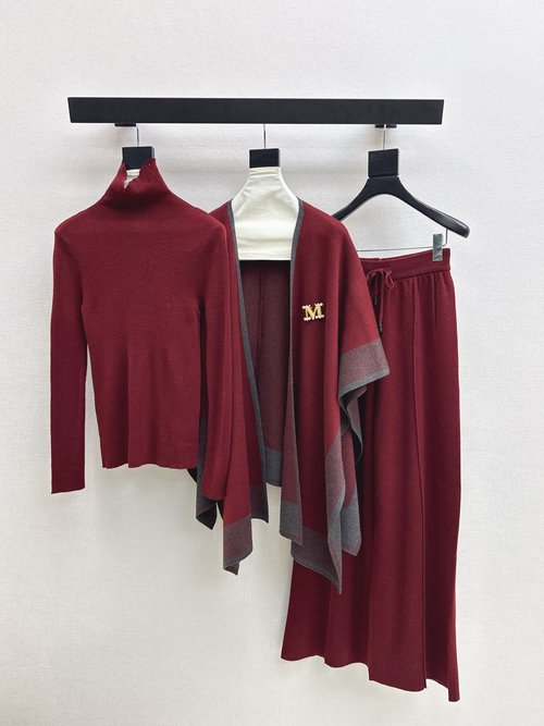 Max Mara Chic Knit Ensemble: Cape Coat and High-Neck Blouse