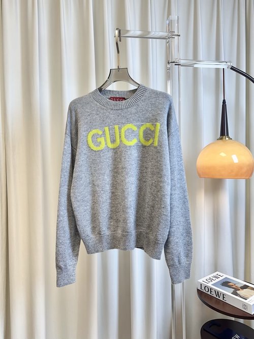 Gucci Jacquard Large-letter Logo Wool Top, Soft and Fashion-forward