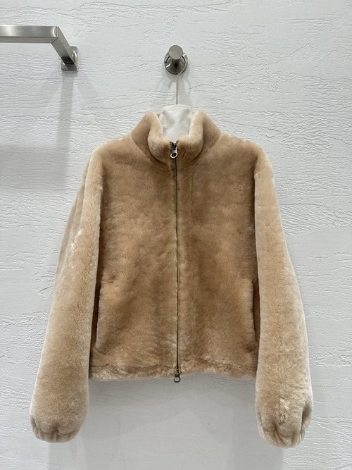 Loewe Exclusive High-End Merino Fur Coat with Elegant Design