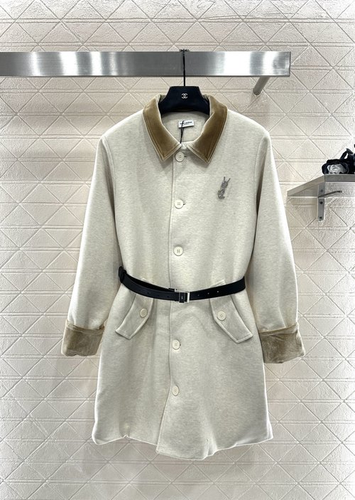 Yves Saint Laurent Tailored Turn-up Collar Mid-length Coat with Luxury Fabric