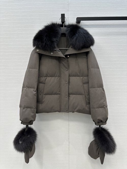 Loro Piana Collaborative Fox - Fur Gloved Down Jacket with High-quality White Goose Down