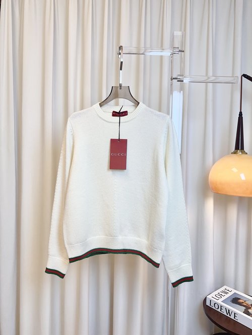 Gucci Classic Color-blocked Logo Wool Top, Comfortable and Versatile
