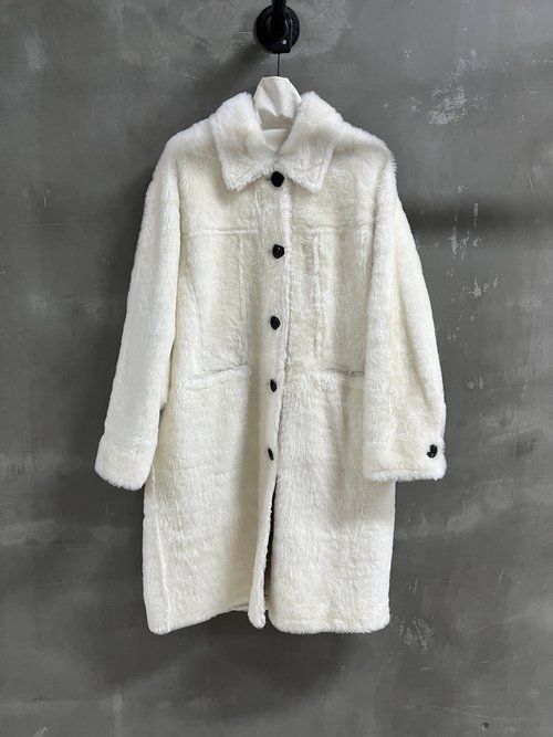 Max Mara Exquisite Fur and Leather Combination in Classic Melange Colors with Imported Wool