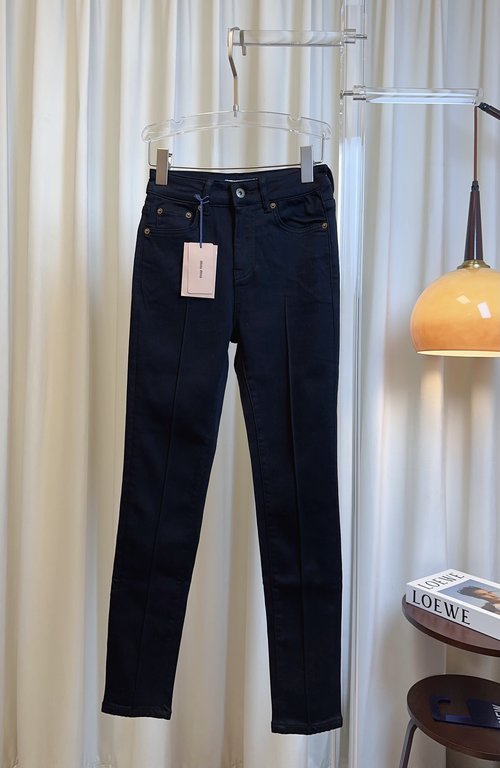 Miu Miu Embroidered Logo Fleece Jeans, Comfortable and Versatile