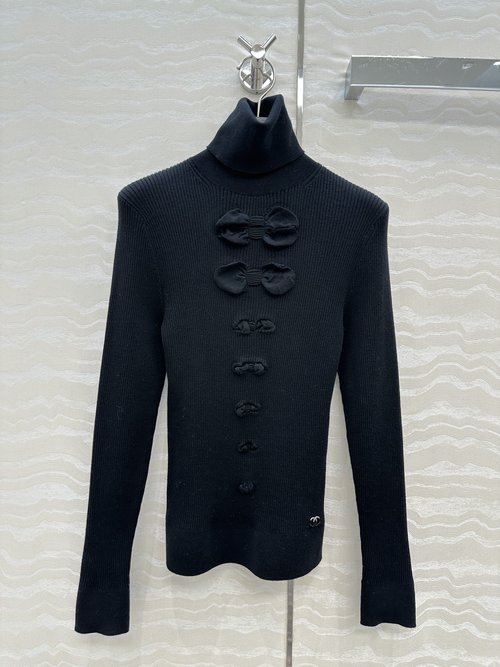 Chanel Exclusive High-end Embroidered Bow High-neck Sweater