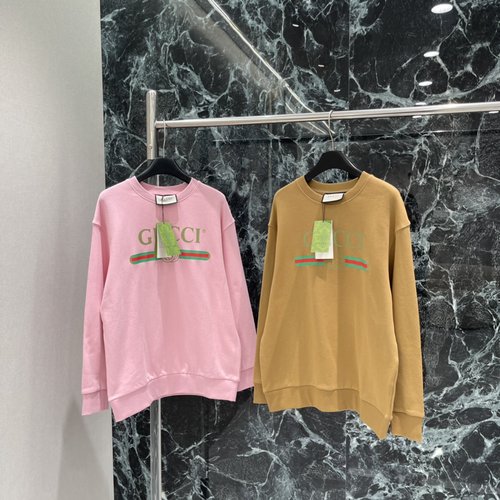 Gucci GG Logo Round Neck Sweatshirt, Loose and Stylish