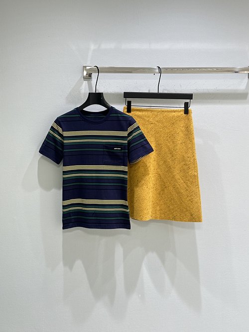 Miu Miu Sophisticated Tweed Wool Midi Skirt with Subtle Branding