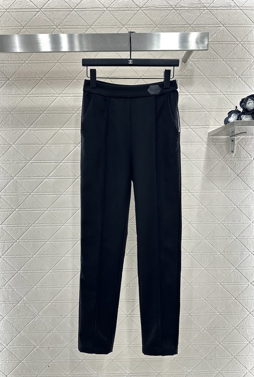 Louis Vuitton High-Elastic Waist Straight-Leg Trousers with Four-Leaf Clover Logo