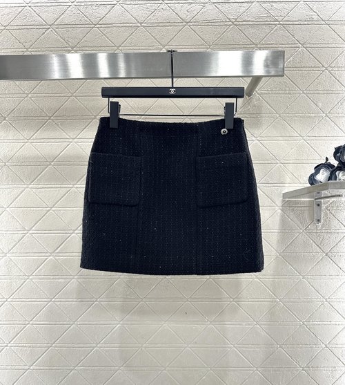 Chanel Gingham Tweed Sequined Midi Skirt with Double C Buckle