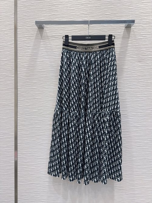 Chanel Velvet Printed Skirt with Logo Elasticated Waist, Fashionable and Charming