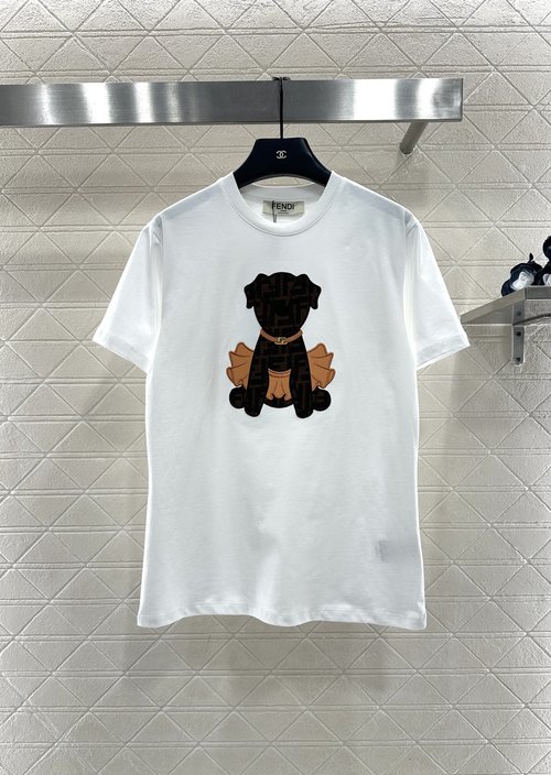 Fendi Customized Cotton T-Shirt with Cartoon Embroidery Patch