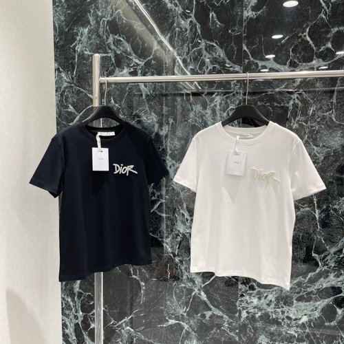 Dior Beaded Short-Sleeved T-Shirt with Brand Pattern, Well-Fitting