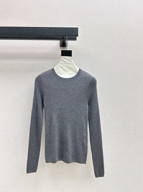 Loro Piana Wool Knit Basic Underlayer, Soft and Comfortable
