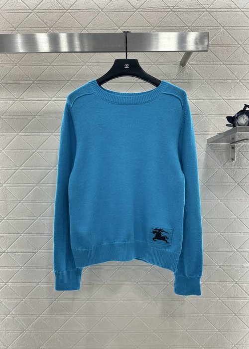 Burberry Warhorse Series Pullover Knit Long Sleeve with Horse Logo