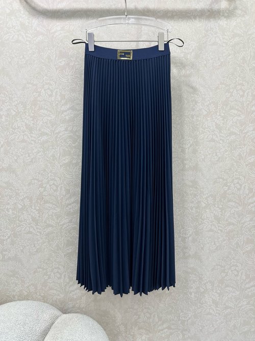 Fendi Elegant Long Pleated Skirt with Double - F Metal Decoration