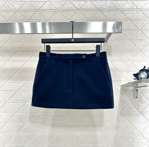 Miu Miu High-Waist Zipper Mini Skirt with Custom Fabric and Glossy Finish