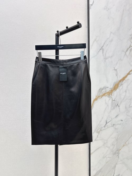 Loro Piana High - end Minimalist Lambskin Pencil Skirt