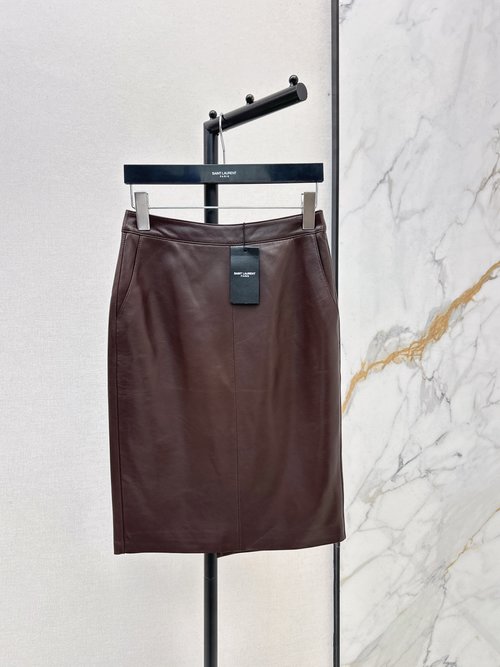 Loro Piana High-end Minimalist Lambskin Pencil Skirt, Versatile and Elegant
