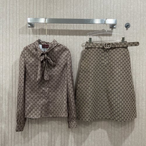 Gucci Silk Shirt and A-Line Skirt with Bow and Waist Belt