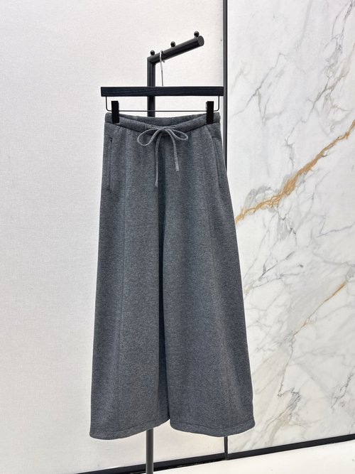 Brunello Cucinelli Casual Straight-Leg Trousers with Narrow Elastic Waistband