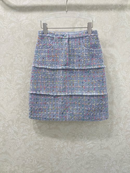 Chanel Purple Tweed Mid-length Skirt with Multiple Pockets and Shiny Threads