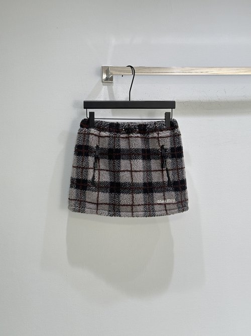 Miu Miu New Arrival: Classic Checked Teddy Mini Skirt with Wool Blend