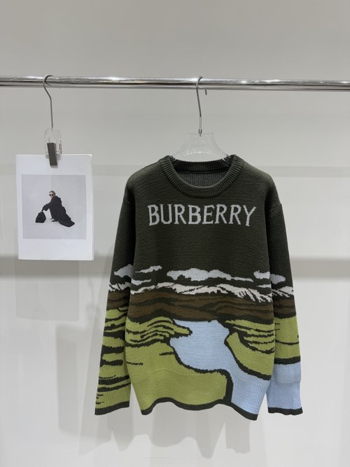 Burberry Landscape Printed Round Neck Knit Long Sleeve
