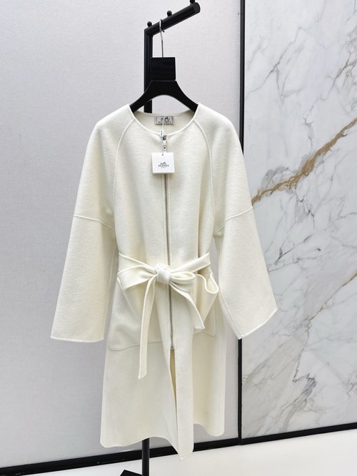 Hermes Handmade Wool Coat for Stylish and Slimming Layering