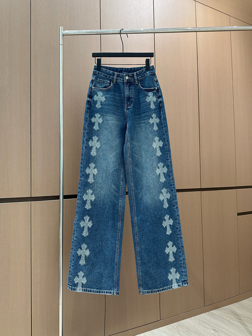 Chanel Designer Rhinestone Fleece Jeans, Elegant and Versatile