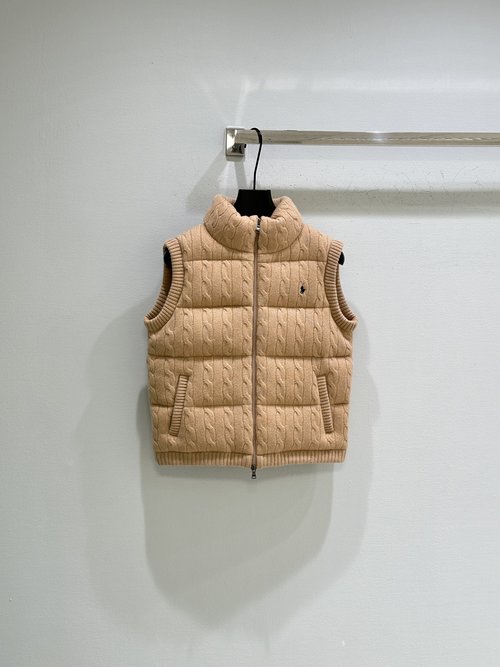 Yves Saint Laurent Cozy Cable-Knit Wool Vest for Winter Wear