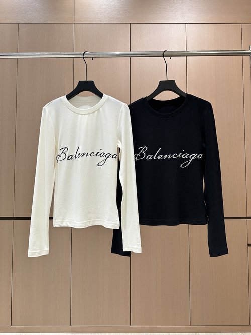 Balenciaga Designer s Original Cloudy-feeling Beaded Fleece Undershirt for Daily Wear