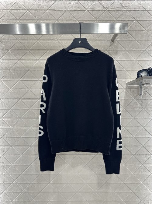 Celine Elegant Knitted Pullover with Embroidered Letter Logo