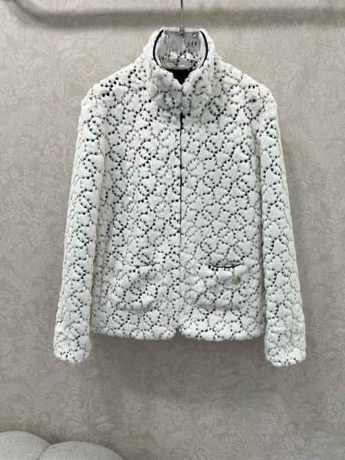 Chanel Stylish Coco Skiwear with Luxury Beaded Adornment