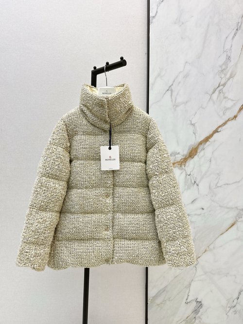 Moncler Custom Knit Down Jacket: Soft and Cold-Resistant