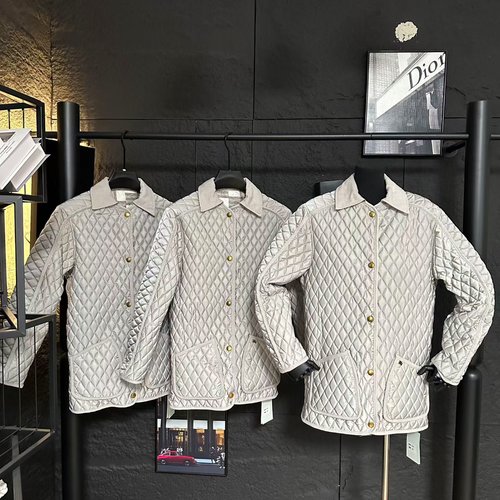 Burberry Corduroy Collar Mid-Length Classic Quilted Jacket