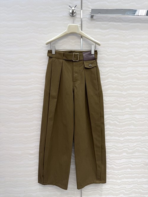 Loewe High-sense Straight-leg Jeans with Belt and Logo Design