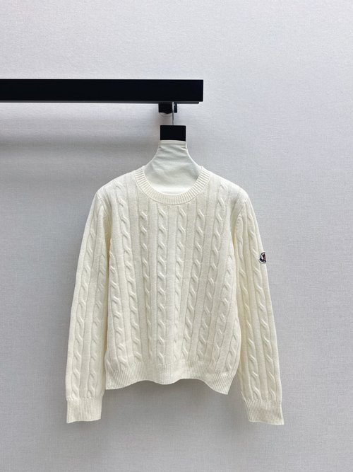 Moncler Exclusive Versatile Round Neck Sweater for Casual Elegance