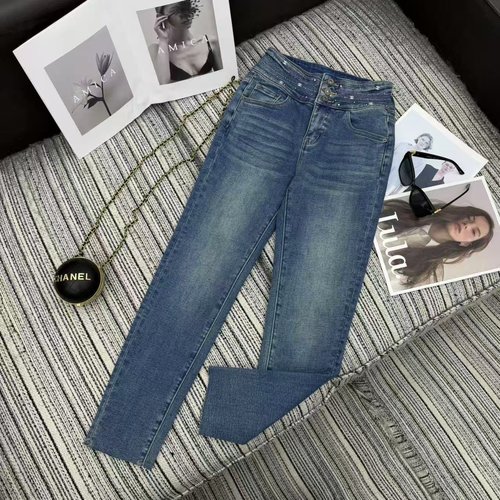 Chanel Fleece-Lined Skinny Jeans with Diamond-C Studded Double C Logo